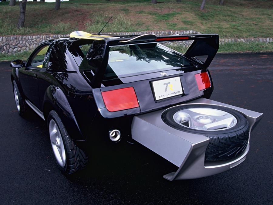  Nissan Trail Runner Concept 1997 года  (фото 4 из 15)